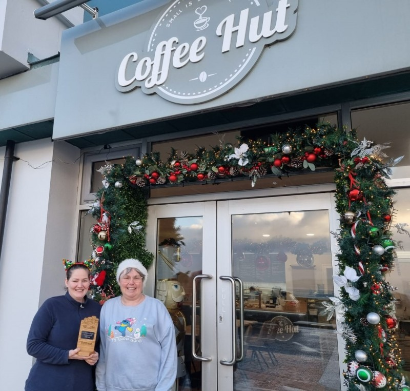 Blandina O’Hara and Kathy Kinsella of The Coffee Hut Portstewart, really focussed on a festive and winning welcome for their customers in 2022.