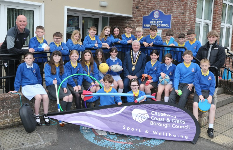 The Mayor, Councillor Steven Callaghan and pupils of the Hezlett Primary School in Castlerock