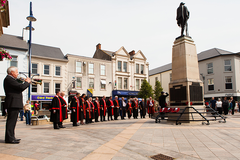 Causeway Coast and Glens Borough Council in partnership with the Royal British Legion commemorated soldiers who fought in the 1916 Battle of the Somme at a ceremony at Coleraine Town Hall on Wednesday 1st July. 2015 marks the 99th anniversary of the battle, which began on 1st July 1916. Pictured is Deputy Mayor of Causeway Coast and Glens Borough Council, Councillor Darryl Wilson with Councillors from Causeway Coast and Glens Borough Council. For further information visit www.causewaycoastandglens.gov.uk. 
