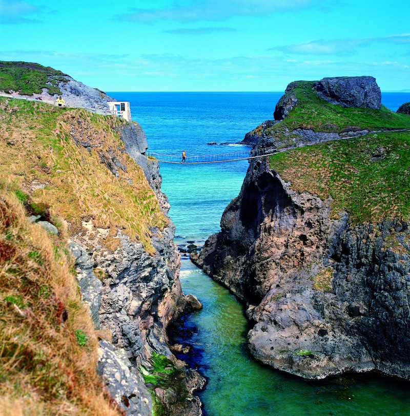 A stunning view of Carrick-a-Rede Rope Bridge.