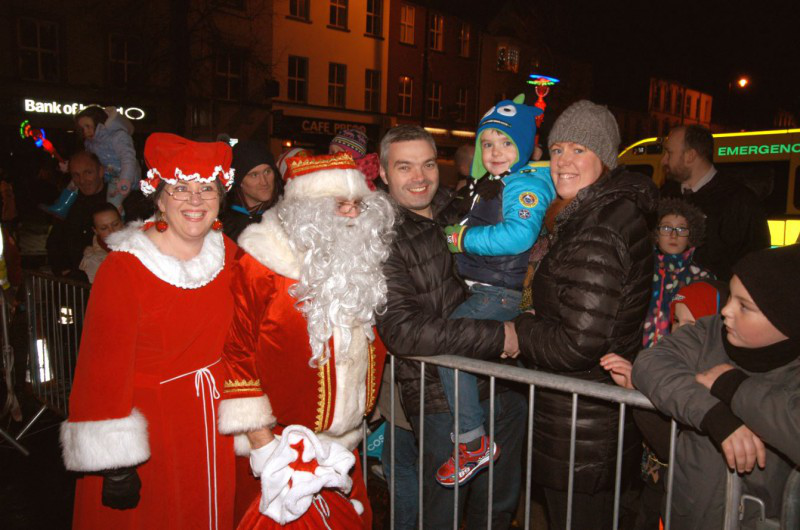 Pictured are Santa and Mrs Claus meeting families as they arrive.
