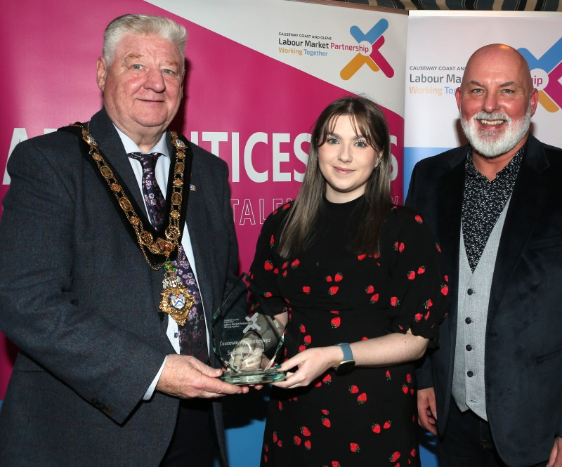 Mayor of Causeway Coast and Glens, Councillor Steven Callaghan alongside Labour Market Partnership Manager, Marc McGerty presenting Rebekah Wright with a Special Recognition Award.