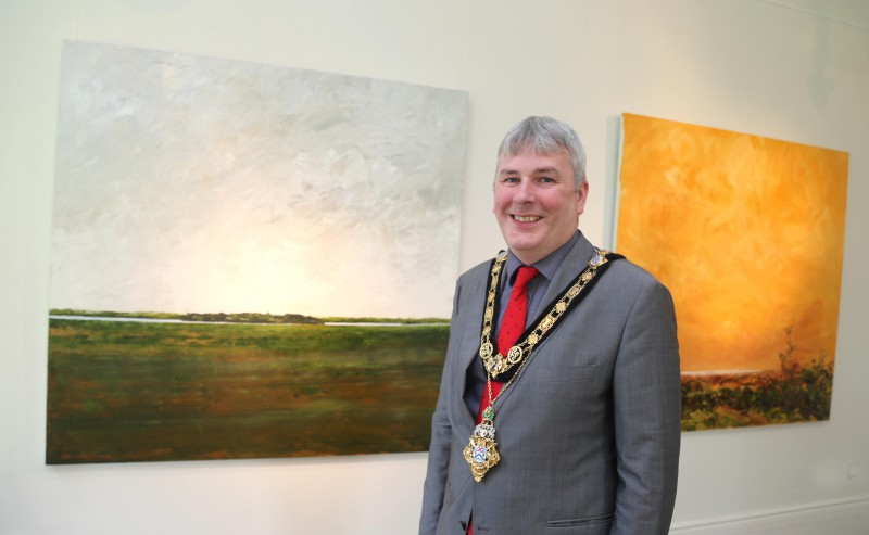 Mayor of Causeway Coast and Glens Borough Council, Councillor Richard Holmes, views the ‘Close to Home’ exhibition by Maurice Orr inspired by the writings of Seamus Heaney, at Flowerfield Arts Centre