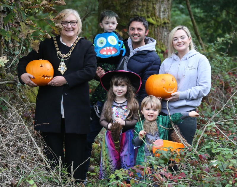 Spooky characters Ollie Witherow, Abigail Mc Gall and Joshua Mc Gall get ready for the Halloween festivities with The Mayor of Causeway Coast and Glens Borough Council, Councillor Brenda Chivers and sponsors Gareth Witherow and Ruth Owen from The Newbridge Restaurant, Coleraine and The Tides Restaurant, Portrush.