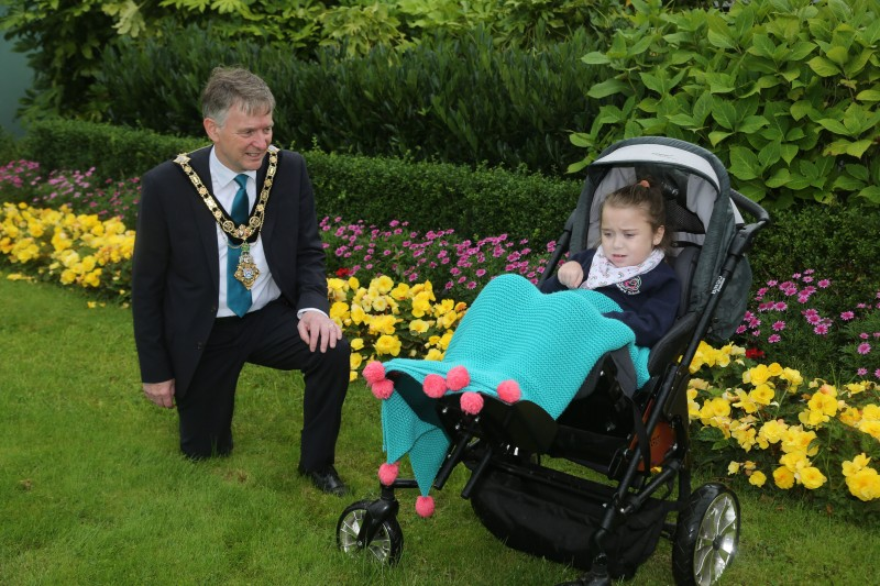The Mayor of Causeway Coast and Glens Borough Council Alderman Mark Fielding recently met Caitlin Kerr at Cloonavin, which will light up in green from September 13th to mark World Mitochondrial Disease Week. 12-year-old Caitlin, who is from Coleraine, is the only person in Northern Ireland living with her specific gene deficiency.