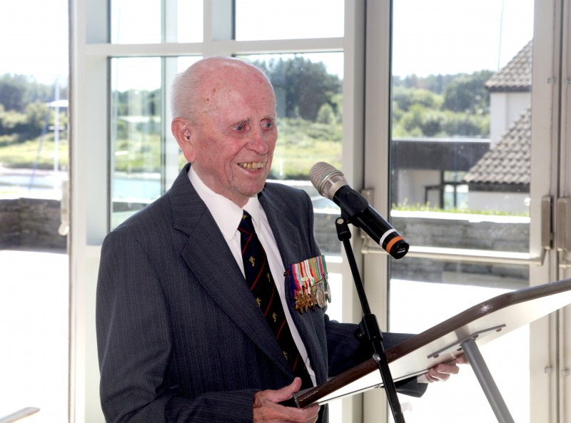 103-year-old Norman Irwin addressing guests at the event held in Cloonavin.