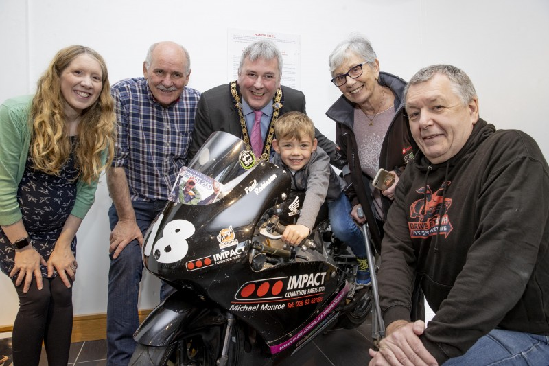 The new NW200 photographic exhibition at Roe Valley Arts and Cultural Centre consists of historic racing photos from the book ‘NW200 90th Road & Race’ by Ian Foster and will continue until 20th August 2022.