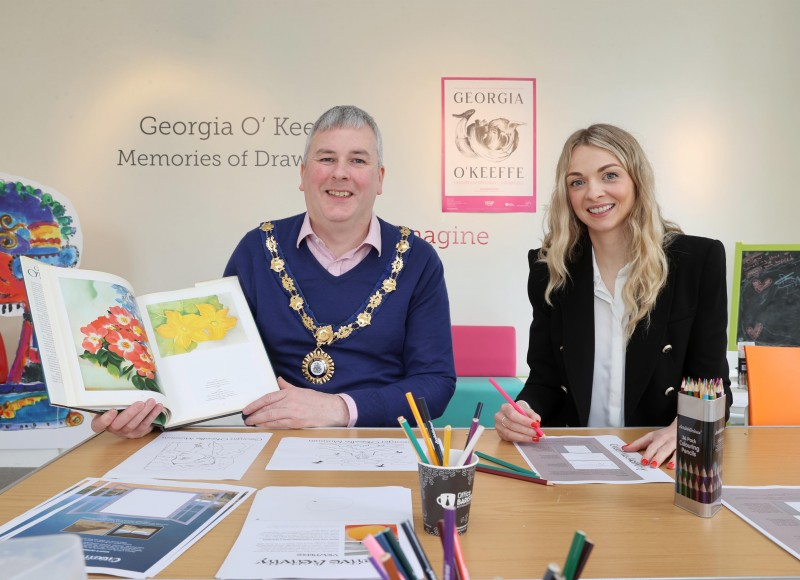 The Mayor of Causeway Coast and Glens Borough Council Councillor Richard Holmes pictured during his visit to ‘Memories of Drawings’ Exhibition by internationally renowned artist Georgia O’Keeffe at Flowerfield Arts Centre with Arts Marketing and Engagement Officer Amy Donaghey.