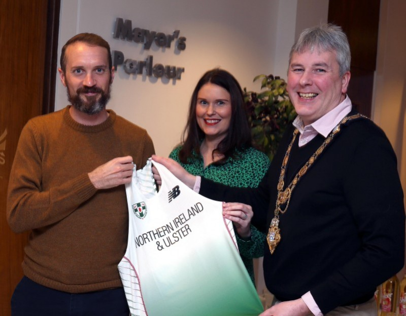 Congratulations to Steven McAlary, a runner from Coleraine, who recently enjoyed a reception with the Mayor of Causeway Coast and Glens Borough Council, Councillor Richard Holmes in Cloonavin. Steven, along with his wife Rebecca, was invited to the event in recognition of his ongoing successes