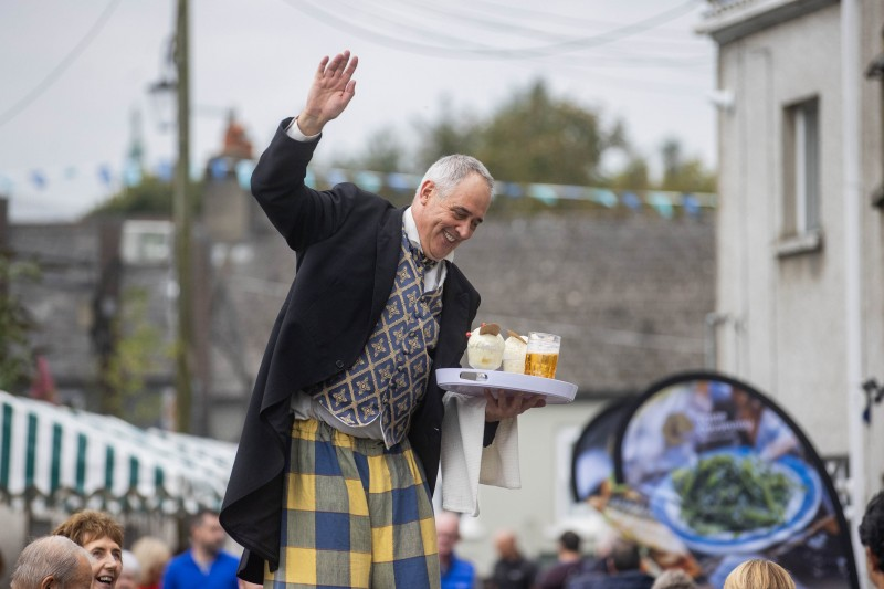One of the entertainers at this year’s Salmon and Whiskey Festival had a bird’s eye view of proceedings as hundreds flocked to Bushmills village.