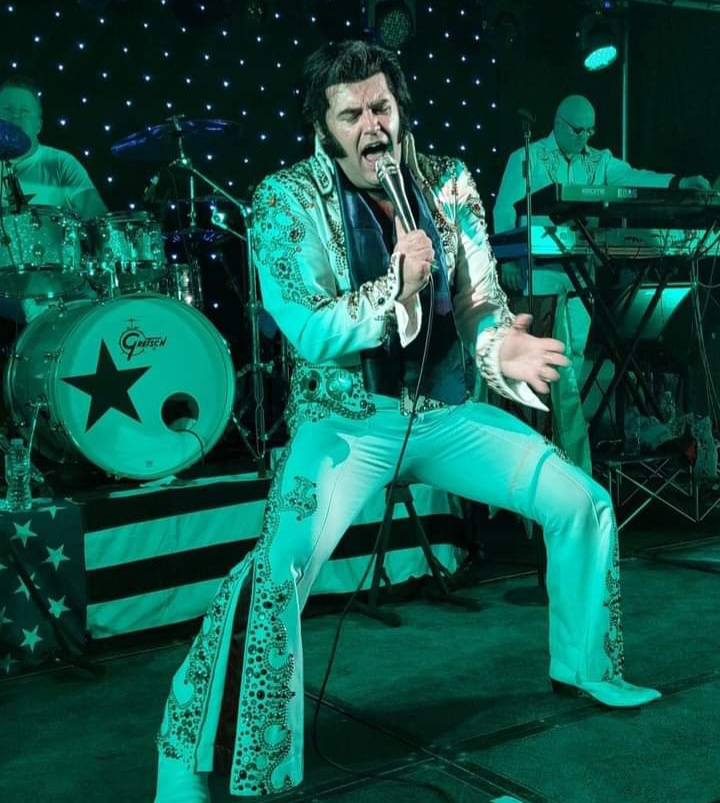 Ciaran Houlihan, returns to the Danny Boy Auditorium on Thursday 29th December for his Elvis Spectacular.