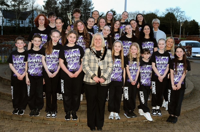 The ICONIC Street Dance crew are welcomed to Cloonavin by Deputy Mayor Councillor Margaret-Anne McKillop