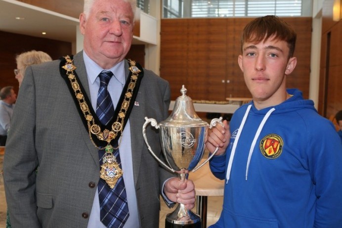 Mayor pays tribute to Co Londonderry SupercupNI winners