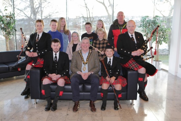 Mayor’s reception takes place at Cloonavin for members of Grove Pipe Band