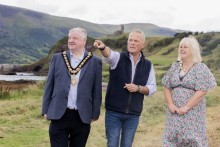 Behind the scenes look as Mayor and Deputy Mayor take part in Escape to the Country programme